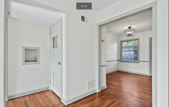 Photo - 236 E 60th St