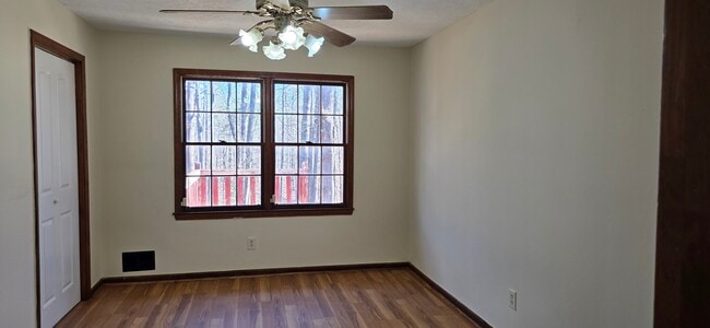 Photo - 275 Johnson Terrace