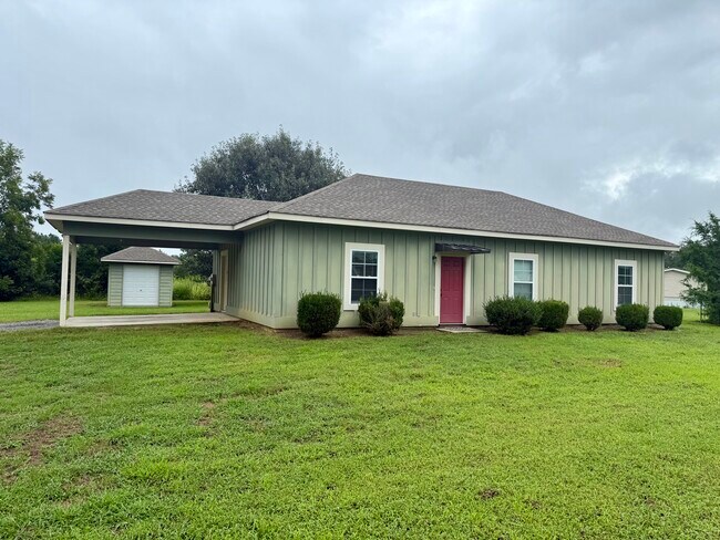 Photo - 751 Old Toomsboro Rd House
