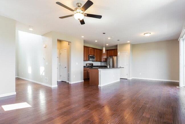 Photo - 3305 Riverwood Way