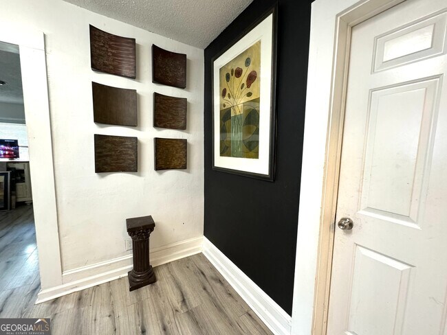 Room in House on Griffin St NW