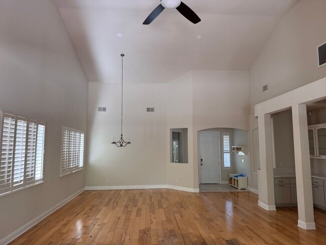 Photo - Recently Updated 4 Bedroom Prairie Oaks Ho...