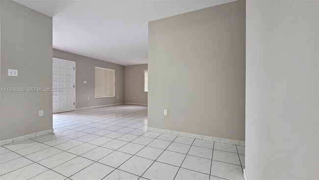 Photo - 2912 SW 38th Ct Unit 2912