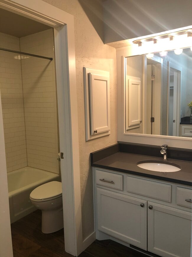 Photo - 2901 Rosewood Ln