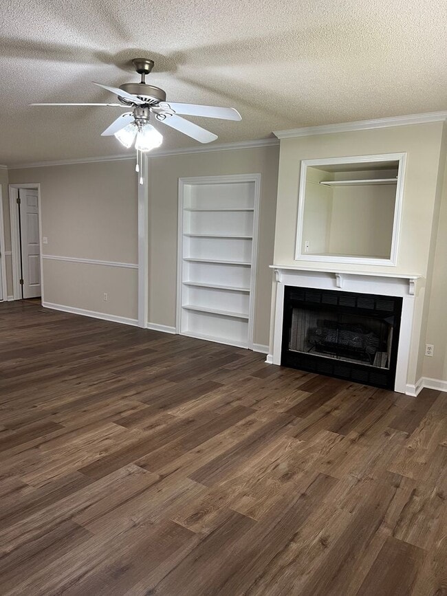 Photo - 3 Bedroom, 2 Bath Home
