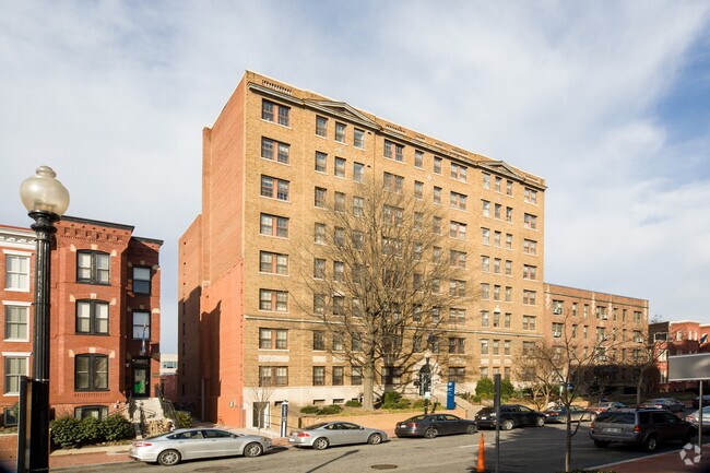 Guthridge Hall - Guthridge Hall Apartments