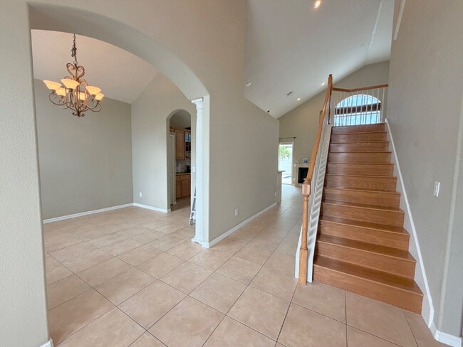 Photo - 1890 Briland St