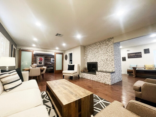 Photo - 14717 Terryknoll Dr