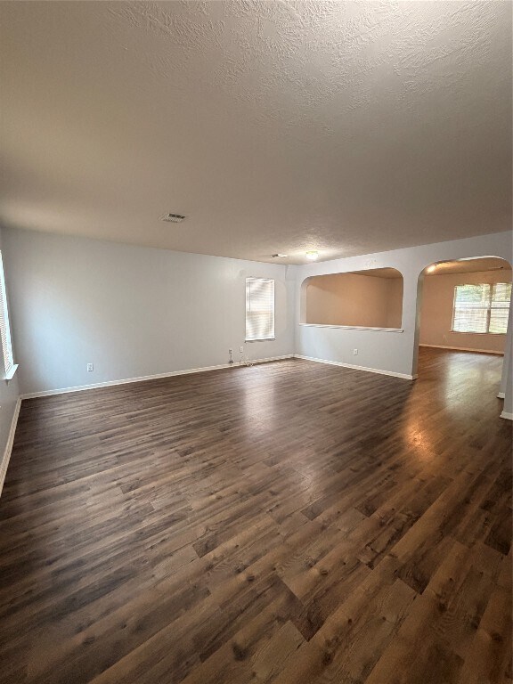 Photo - 919 Ivycroft Ln