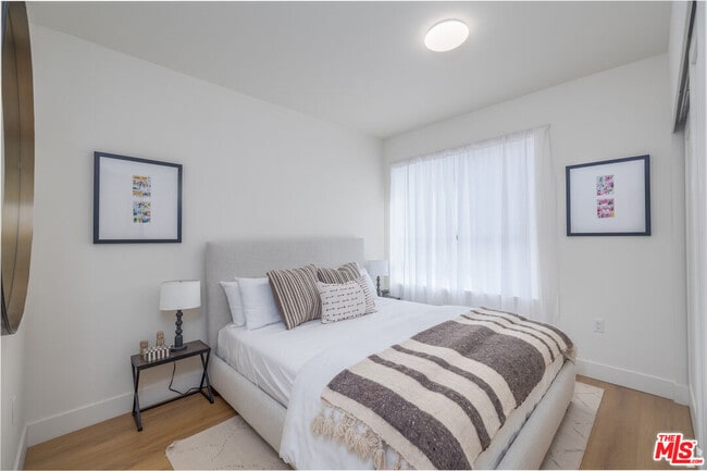 Photo - 1822 Overland Ave Unidad 503