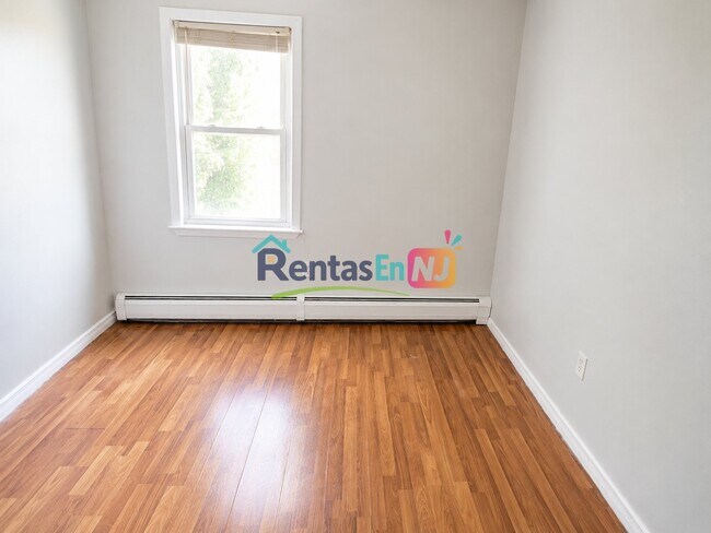 Photo - 607 N 7th St Unit 3B