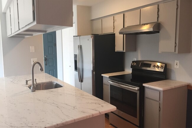 Photo - 36 Bolton Ct Townhome