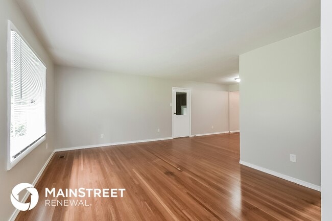 Photo - 981 Blanchard Rd