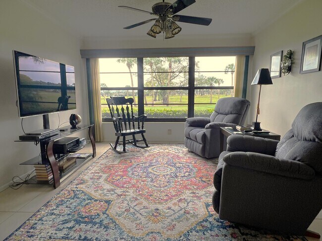 Photo - 32 Plantation Dr Unit 103