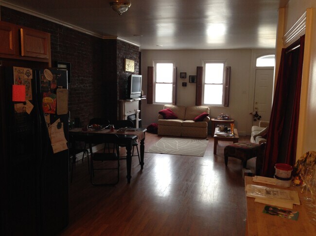 Photo - 147 S 16th St Unit 1