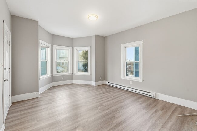 Photo - 47 Fox St Unit 2