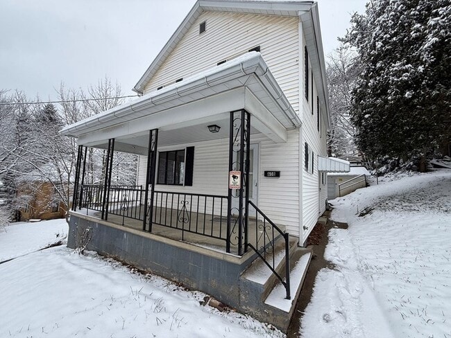 Photo - 608 Cooper Ave