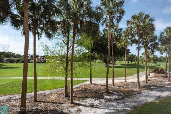 Photo - 250 Jacaranda Dr Unidad 209