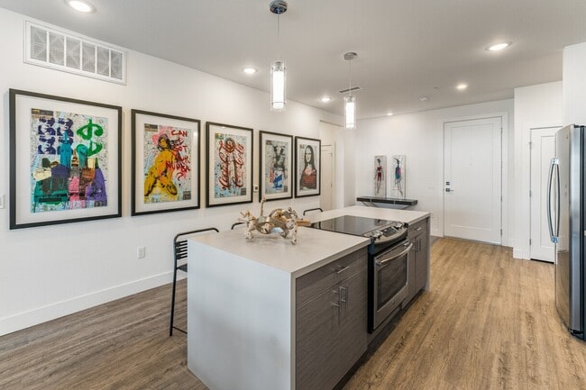 Waterfall Island - Downing St Lofts