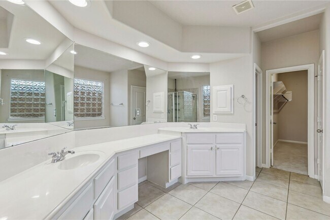Building Photo - 6518 Montana Ridge Ct