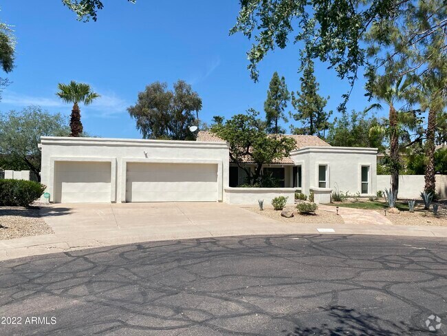 Building Photo - 10210 N 77th Pl Rental