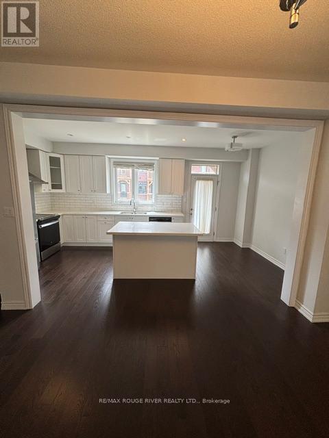 Photo - 31 Douet Ln