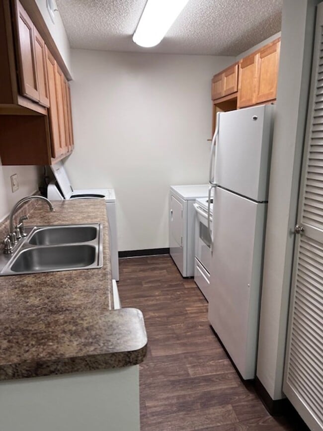 Brandychase Apartments