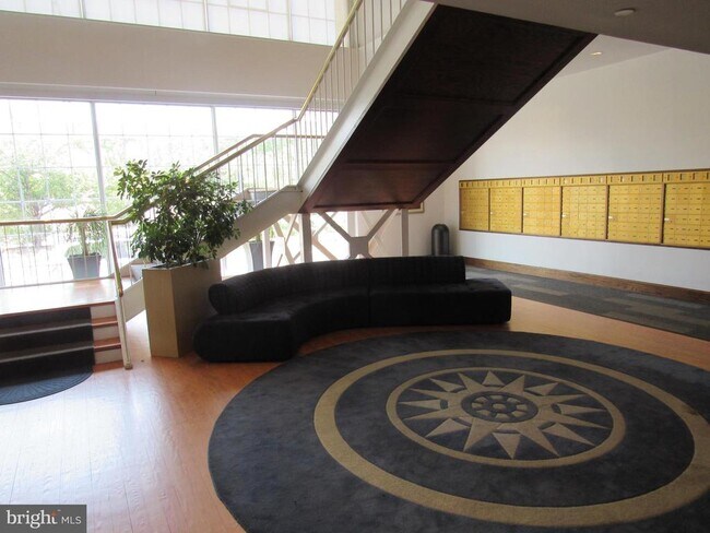 Photo - 3 N Christopher Columbus Blvd Unit TD414