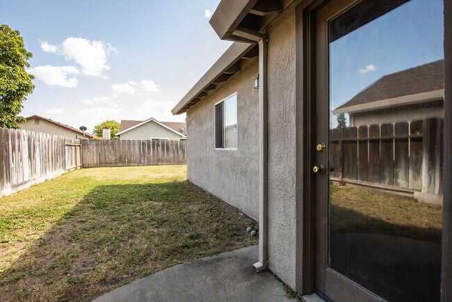 Photo - 1130 Berea Dr