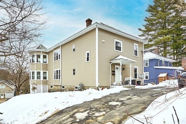 Photo - 920 Pleasant St Unidad 1