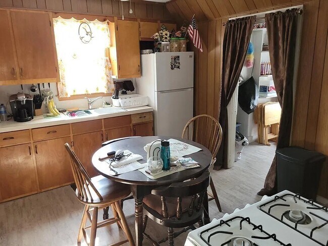 Photo - 46 Hodges Ave Unit 3