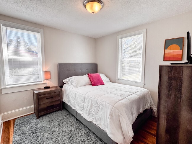 Photo - 813 N Spair St