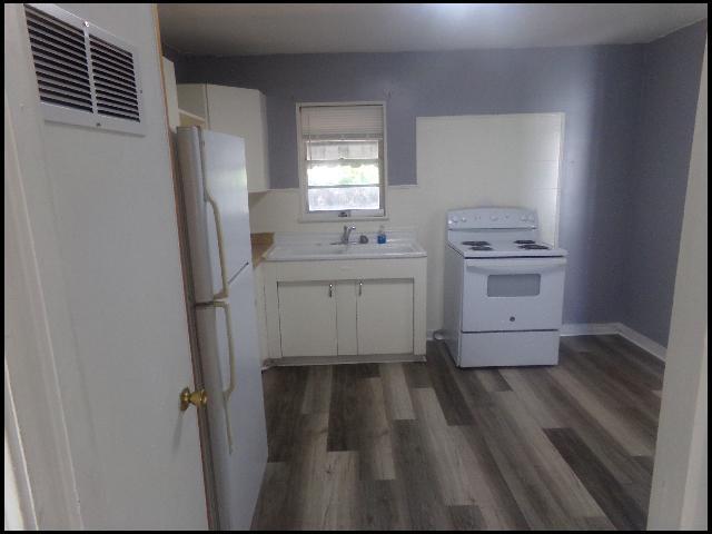 Photo - 12 Quillen Ave