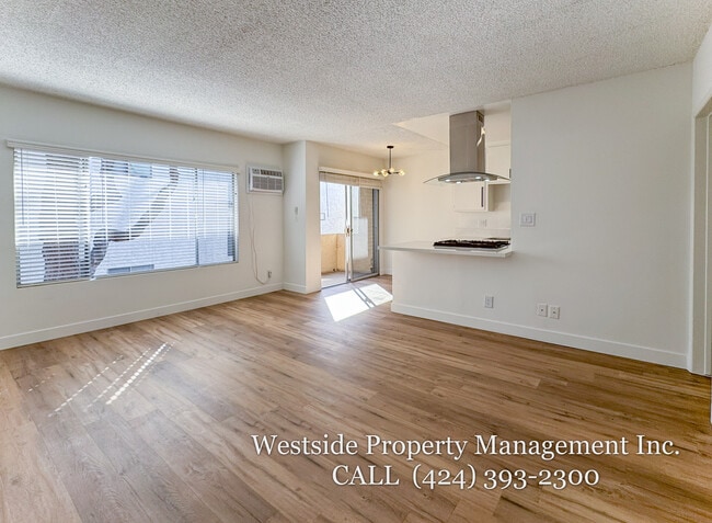 Photo - 4051 Mclaughlin Ave