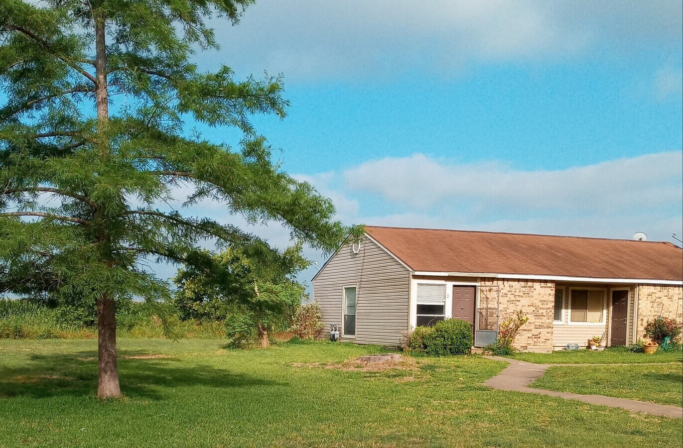 Photo - 400 W Mesquite