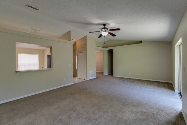 Photo - 13118 Pinyon Dr