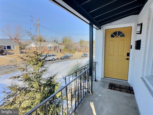 Photo - 2913 Fairlawn St