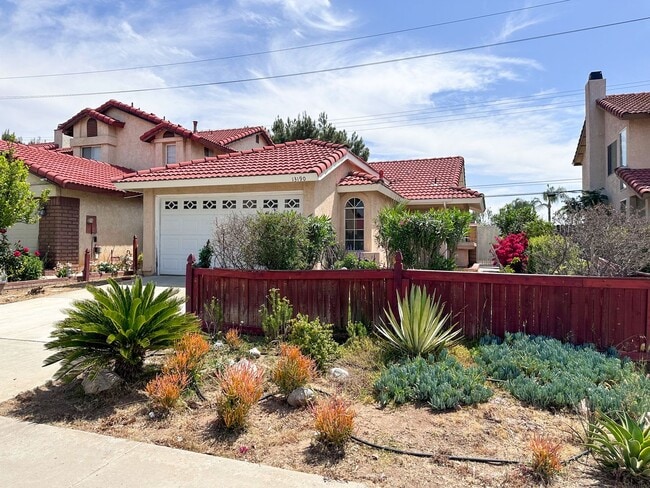 Building Photo - NEW REMODELED 2 Bd/ 1 Ba Home