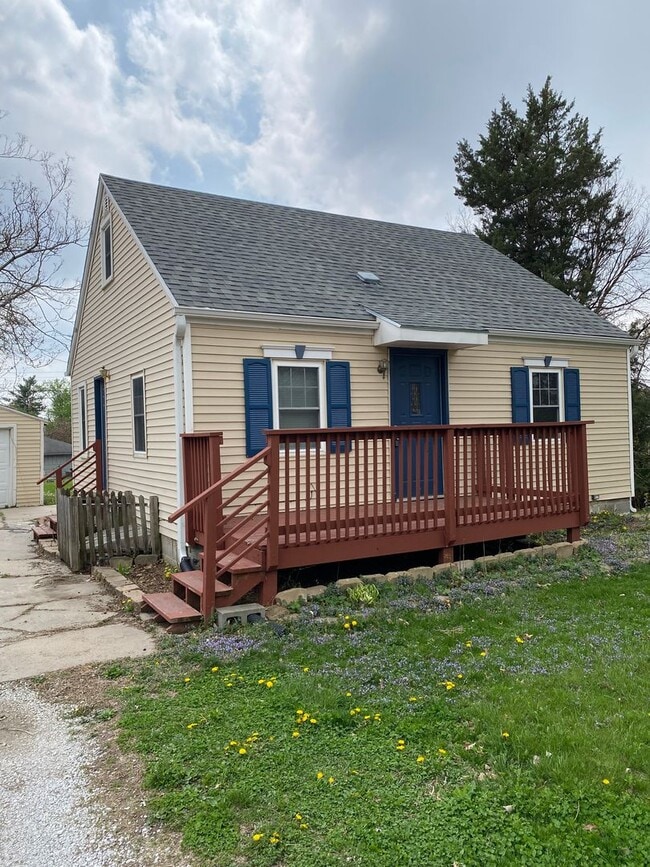 Building Photo - Fully Updated 3 Bedroom 1 Bath House for Rent