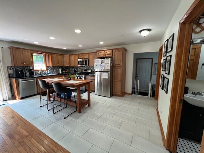 Photo - Beautiful Partially Furnished 3 Bed, 2 Bath House in Allegany NY!