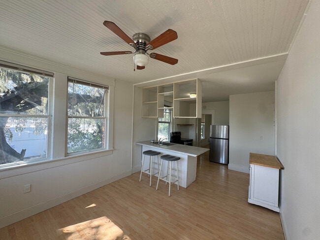 Photo - 215 S Howard Ave Unit D