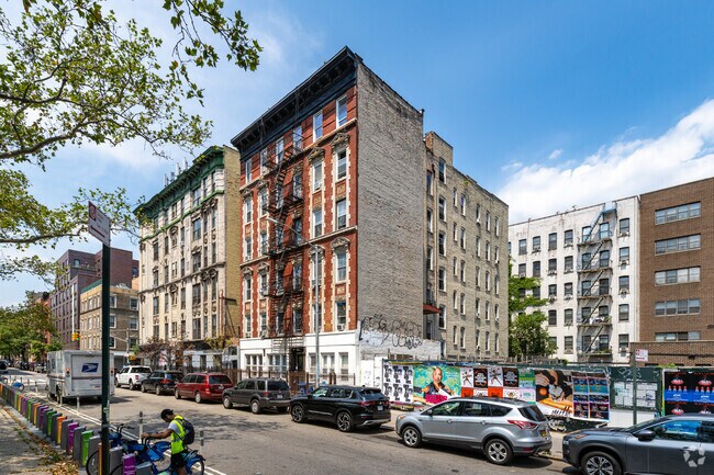 Photo - 264 E Second St