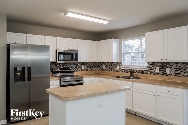 Photo - 1240 Loquat Ct