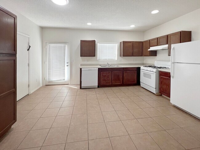 Photo - 2319-2331 N Desert Willow Ln Unit 2331