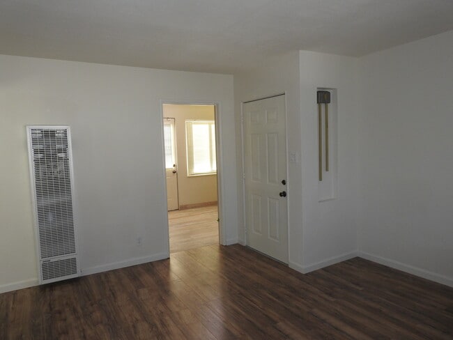 Photo - 413 34th St Unidad 409