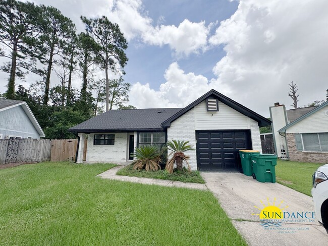 Building Photo - Charming 3-Bedroom Home in Fort Walton Beach!