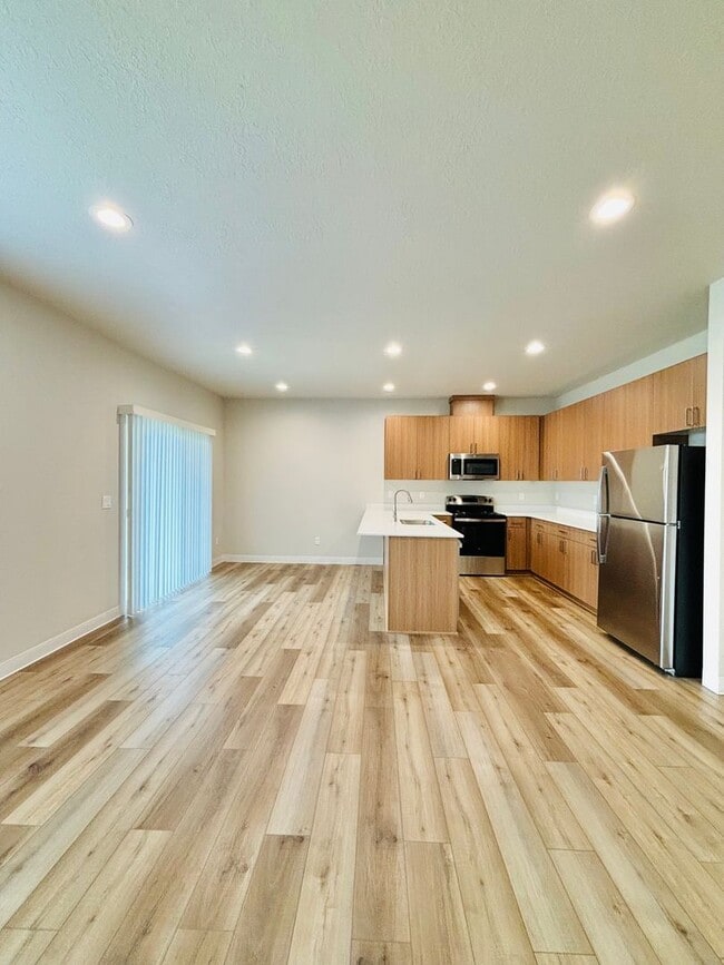 Photo - 2418 Leonard Ln