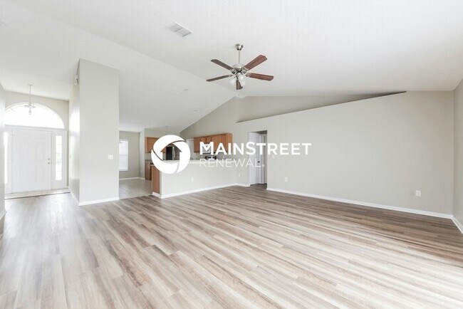 Photo - 4 Bedroom Pet-Friendly Home in Kissimmee, FL with Main Street Renewal