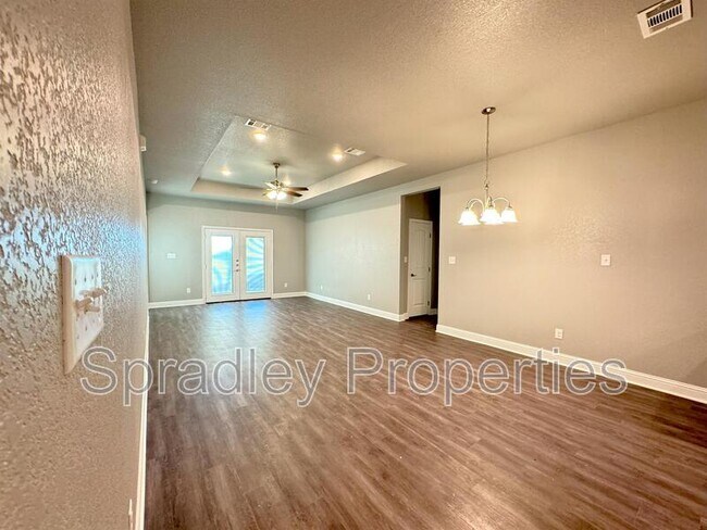 Photo - 4899A W Amity Rd