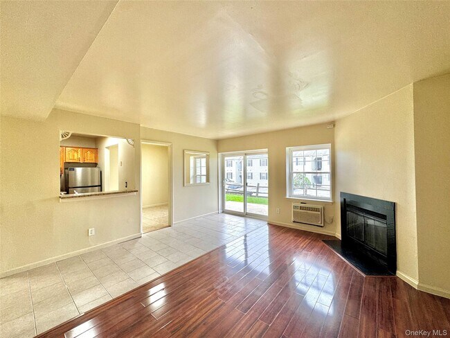 Photo - 5 Lexington Hills Rd Unit 7